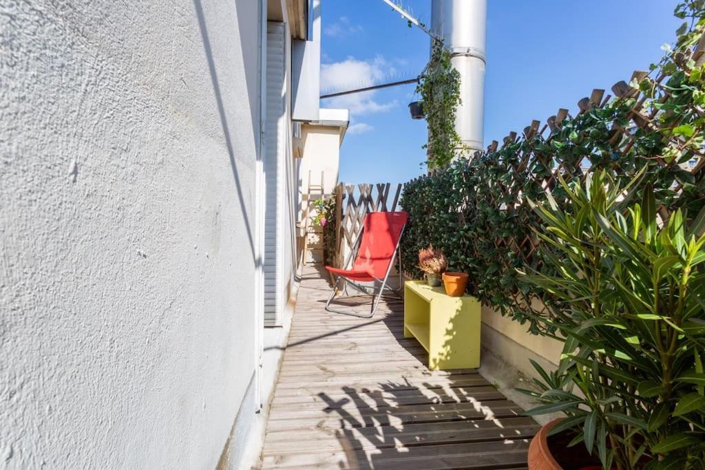 Gaspar - 2 Pieces Au Dernier Etage Avec Balcon Boulogne-Billancourt Luaran gambar